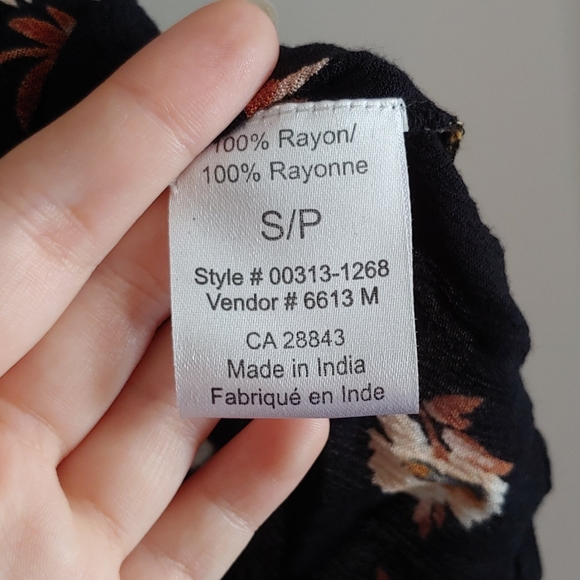 Floral Sleeveless Peplum Baby Doll Top - Picture 4 of 4